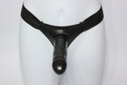 Small 5.5' Dildo Strap On l Basic Design l Removable Insert