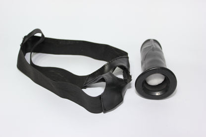 Small 5.5' Dildo Strap On l Basic Design l Removable Insert