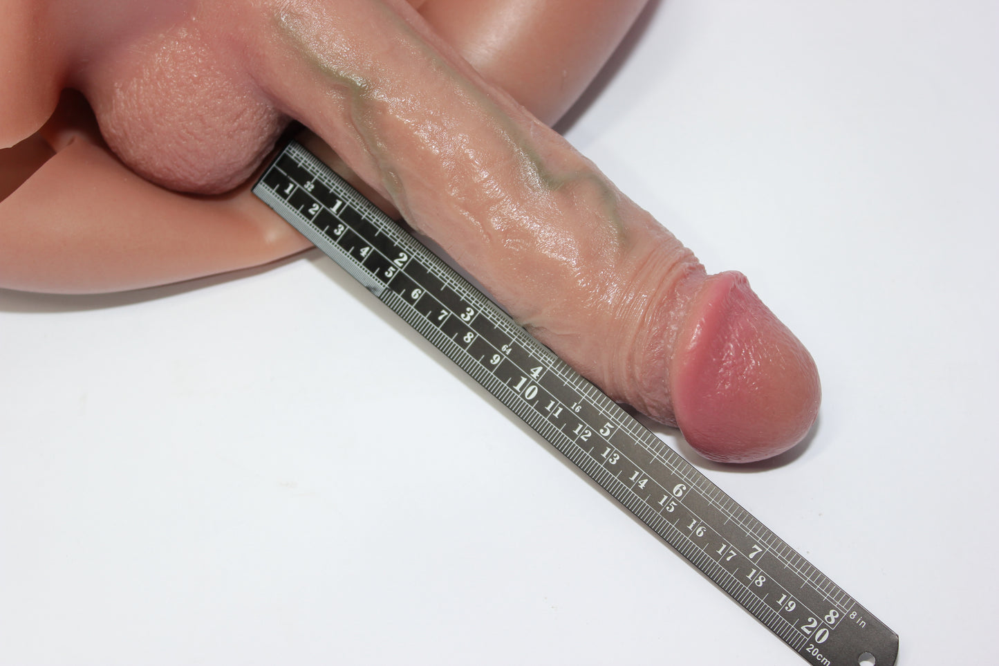 Realistic 6.5" Dildo for Men & Women – Lifelike Strap=on Silicone Wearable
